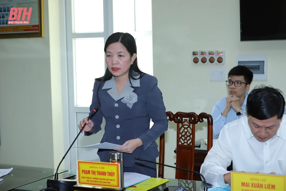 Bí thư Tỉnh ủy Nguyễn Doãn Anh thăm và làm việc với huyện Quan Hóa