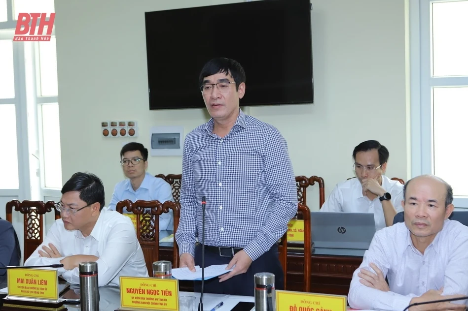 Bí thư Tỉnh ủy Nguyễn Doãn Anh thăm và làm việc với huyện Quan Hóa