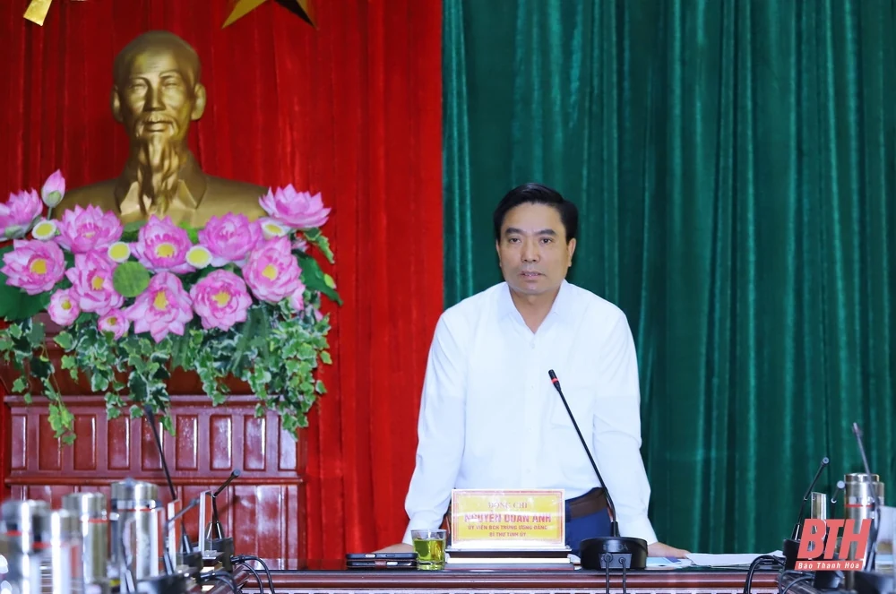 Bí thư Tỉnh ủy Nguyễn Doãn Anh thăm và làm việc với huyện Quan Hóa