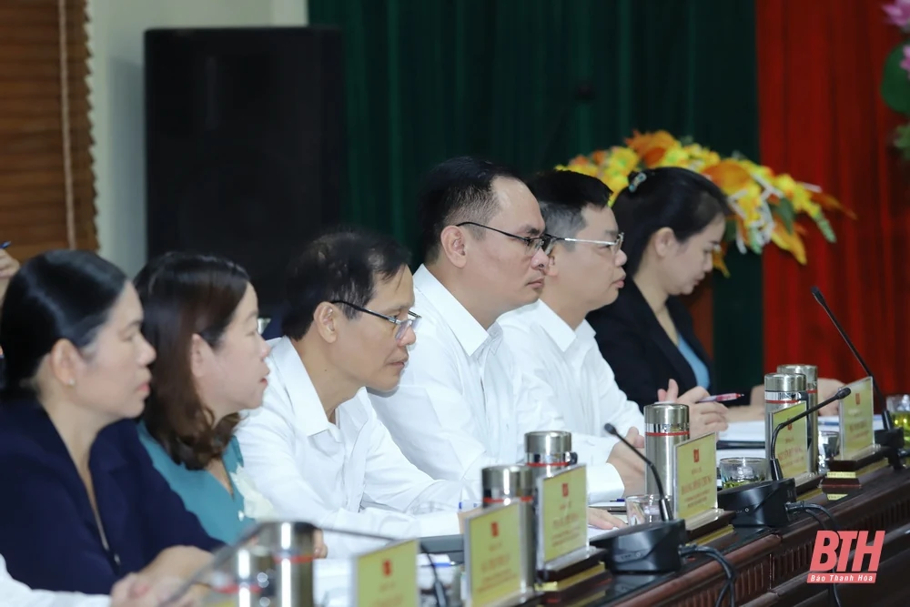 Bí thư Tỉnh ủy Nguyễn Doãn Anh thăm và làm việc với huyện Quan Hóa