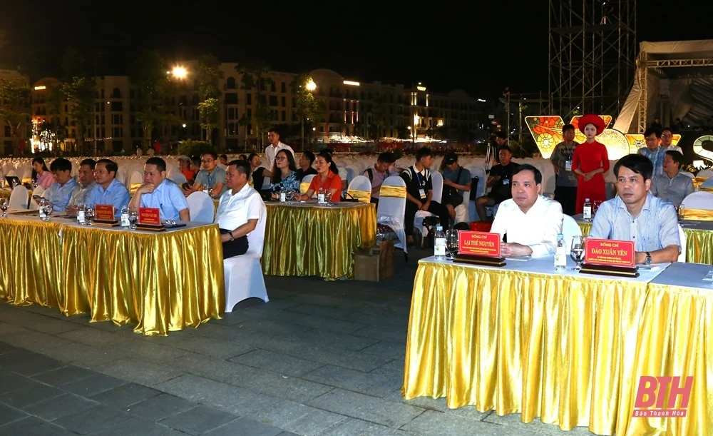 Tổng duyệt chương trình nghệ thuật “Sầm Sơn - Khát vọng tỏa sáng”