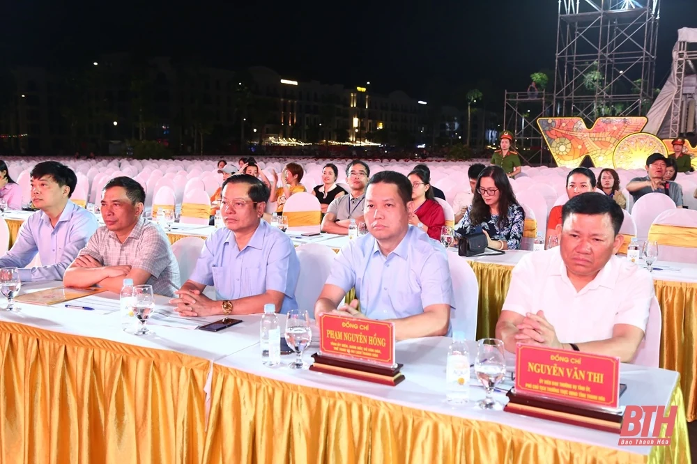 Tổng duyệt chương trình nghệ thuật “Sầm Sơn - Khát vọng tỏa sáng”