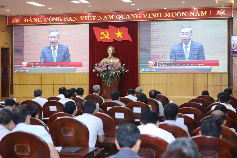 Hơn 51 nghìn đại biểu trên địa bàn Thanh Hóa dự hội nghị quán triệt Nghị quyết số 66 và Nghị quyết số 68 của Bộ Chính trị