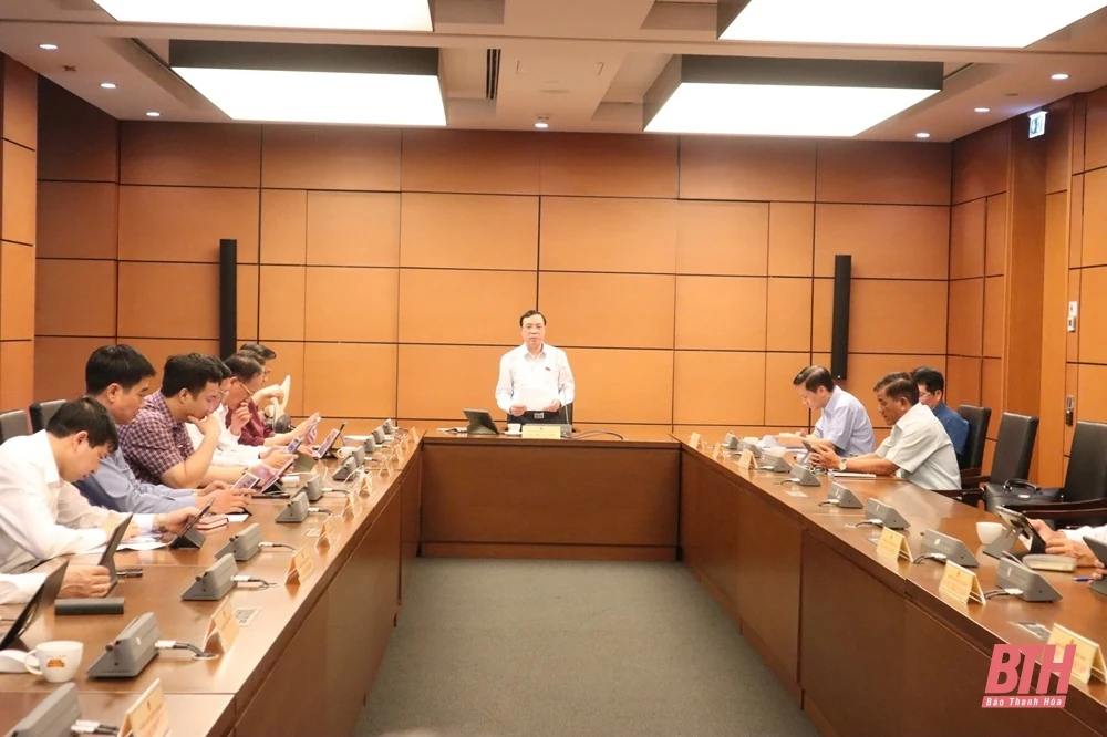 Đoàn ĐBQH Thanh Hóa tham gia góp ý vào các dự án luật