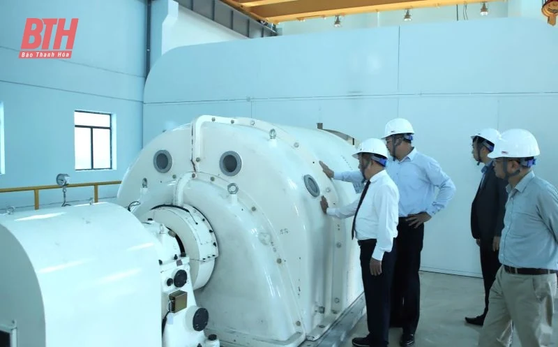 Khánh thành hệ thống phát điện từ nhiệt khí thải Nhà máy xi măng Tân Thắng