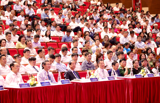 Bộ trưởng Bộ GD&ĐT: Triển khai việc sáp nhập các trường đại học trong 3 tháng tới