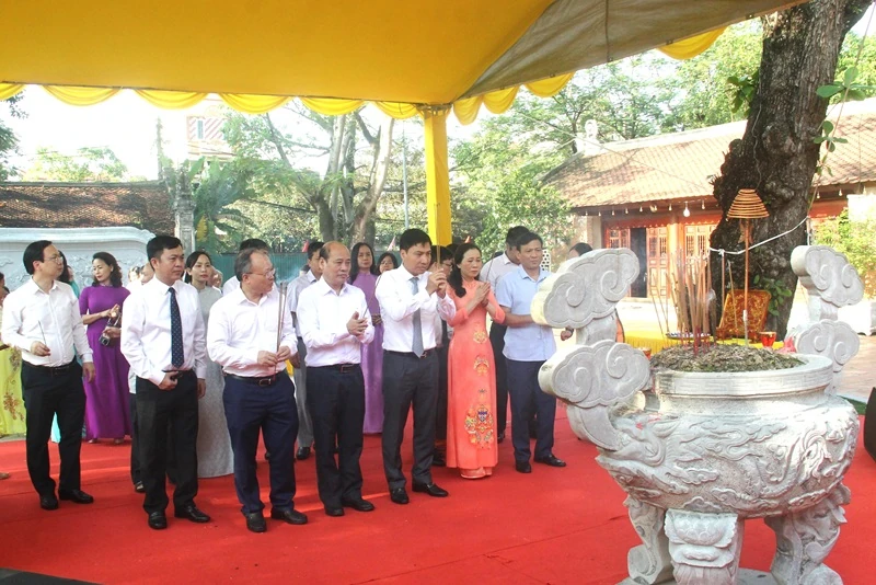 Phường Hạc Thành dâng hương tại Thái miếu nhà Hậu Lê