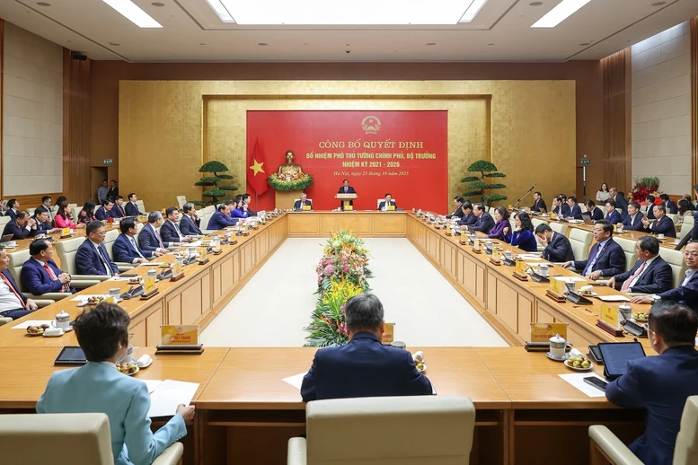 Thủ tướng: Tập trung thực hiện các nhiệm vụ trọng tâm cuối năm 2025 theo thứ tự ưu tiên