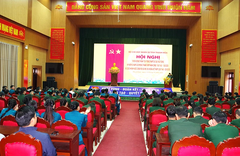 Tuyên dương các tập thể, cá nhân tham gia hoạt động kỷ niệm 80 năm Cách mạng tháng Tám và Quốc khánh 2/9