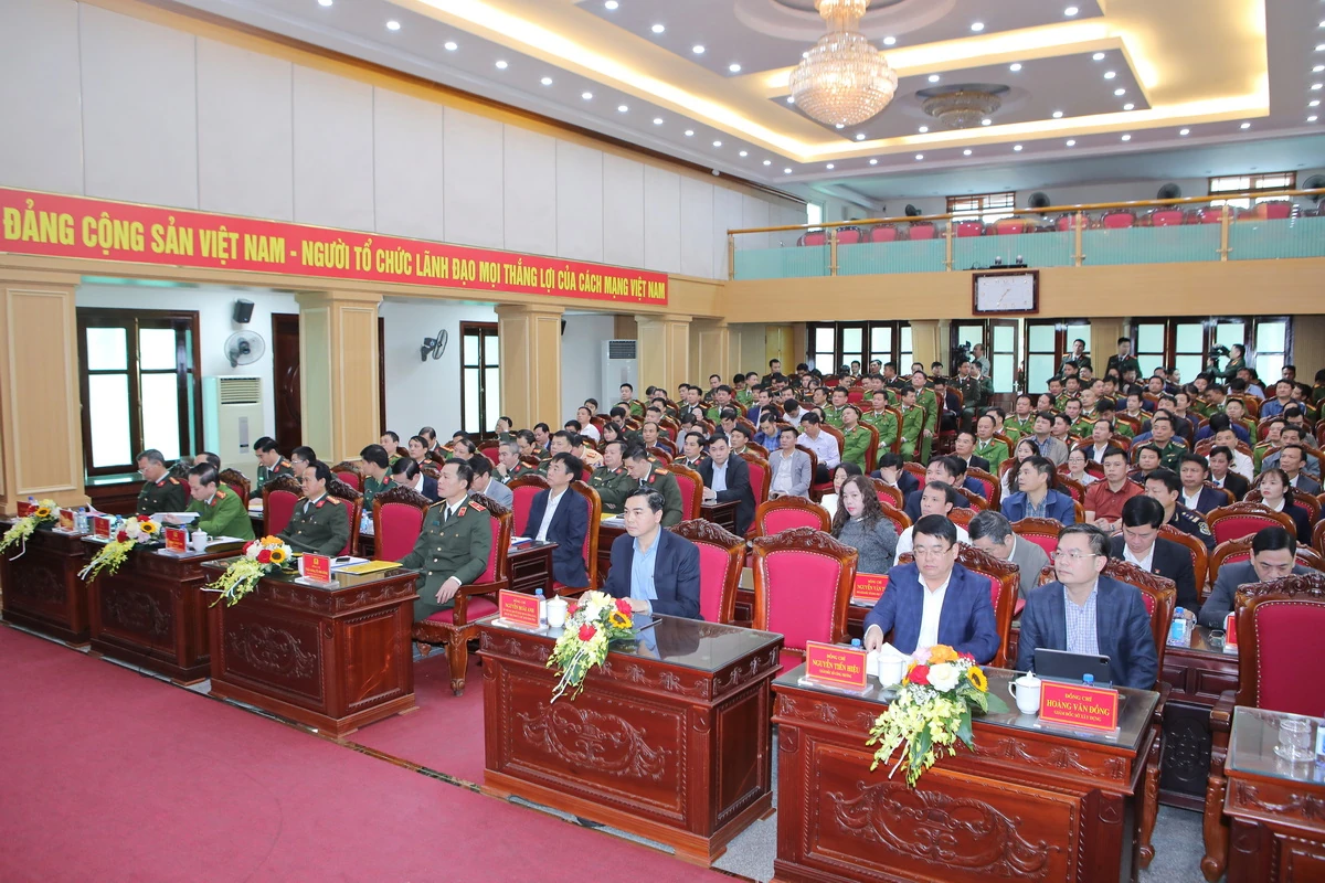 Tăng cường bảo đảm an ninh công nhân; ANTT Khu kinh tế Nghi Sơn và hệ thống truyền tải điện 500Kv