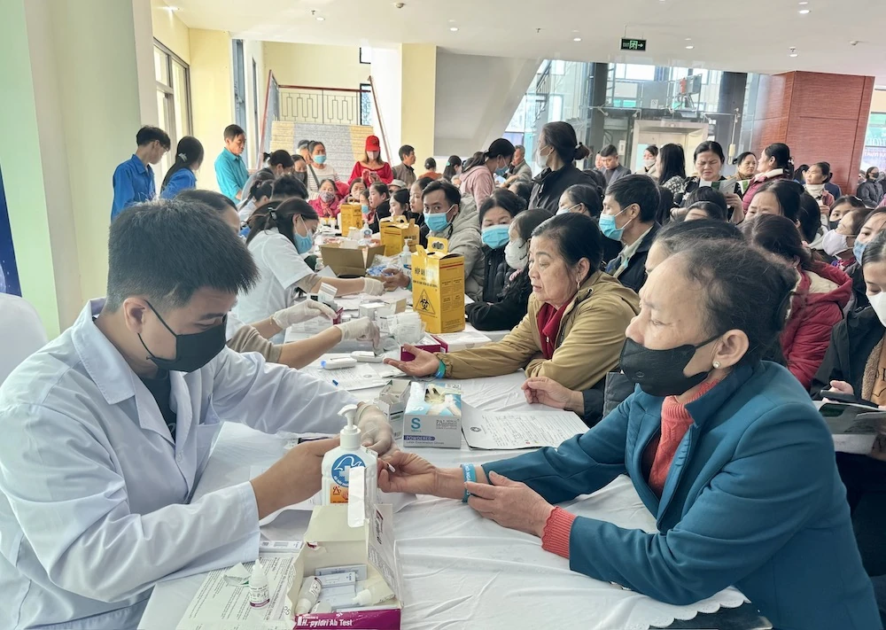 Hơn 1.000 người dân được khám sức khỏe tại Ngày hội “Sống khỏe mỗi ngày 2025”