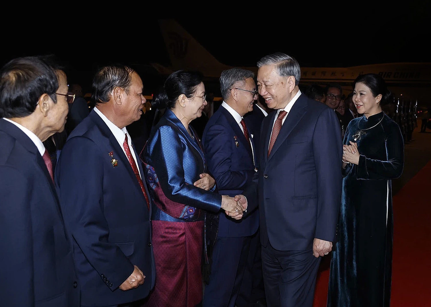 Tổng Bí thư Tô Lâm và Phu nhân kết thúc tốt đẹp chuyến thăm cấp Nhà nước tới Lào