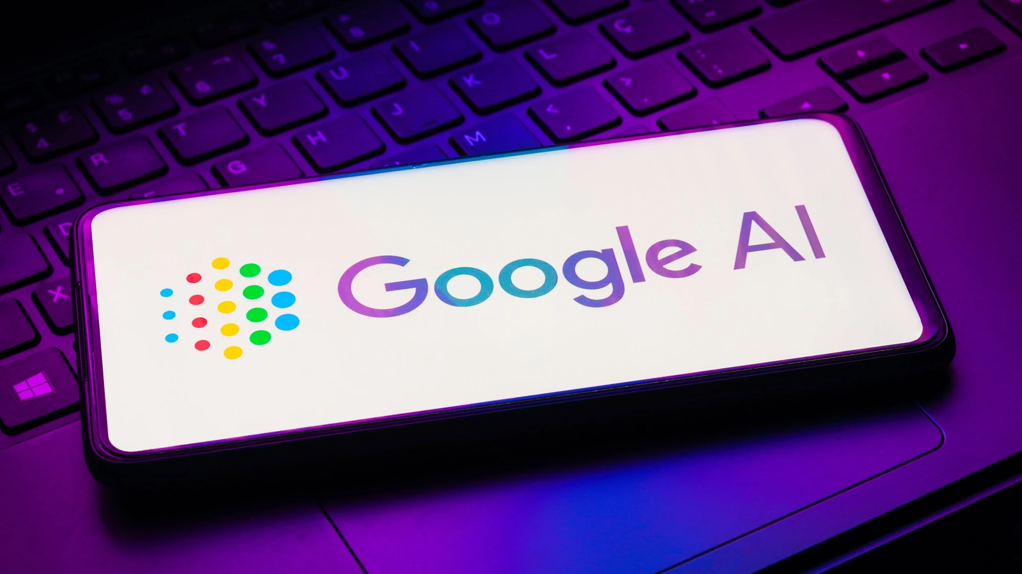 Google bứt phá trong cuộc đua AI, Gemini 3 trở thành “ngôi sao mới”