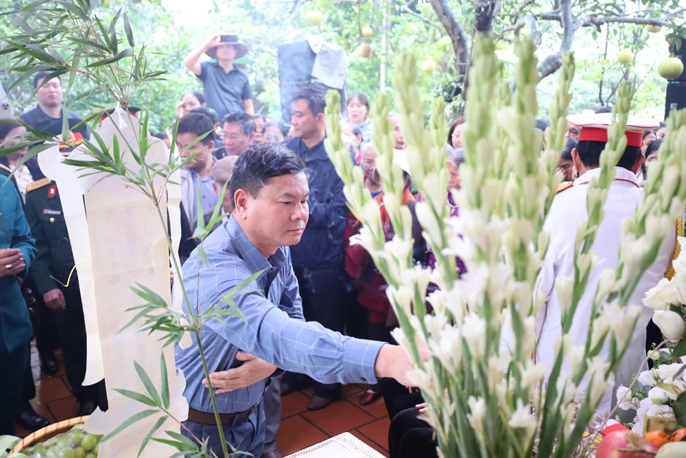 Hoa Lộc tổ chức tổ chức Lễ đón nhận và an táng hài cốt liệt sĩ Nguyễn Ngọc Thao