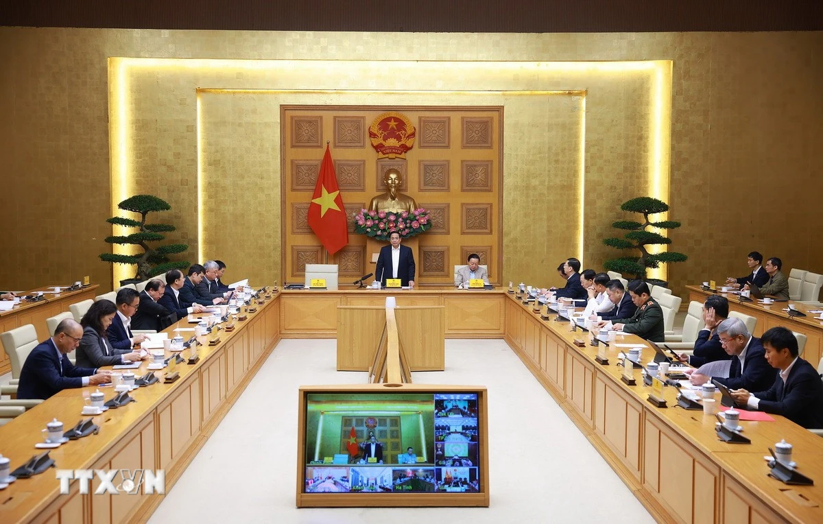 Thủ tướng: Xây, sửa nhà cho dân bị thiệt hại do bão lũ, thiếu mấy cũng phải làm