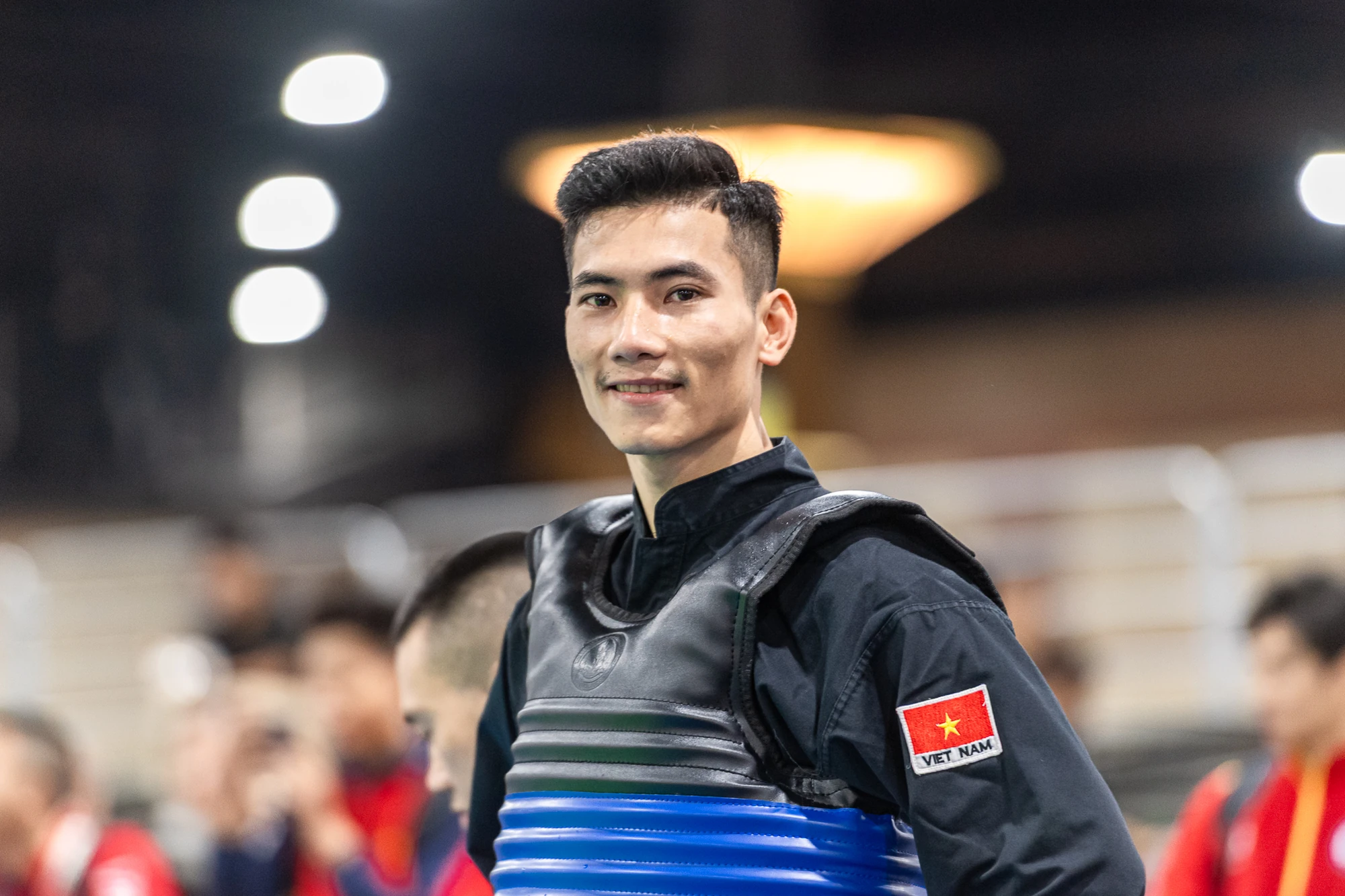 Võ sỹ xứ Thanh Vũ Văn Kiên mở màn thành công cho Pencak Silat Việt Nam