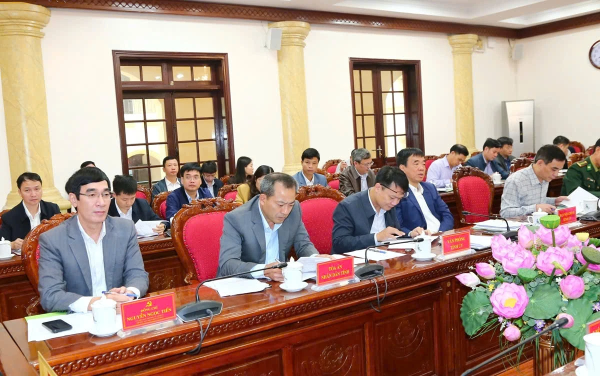 Tập trung giải quyết các vụ việc phức tạp và tiềm ẩn phức tạp về an ninh trật tự