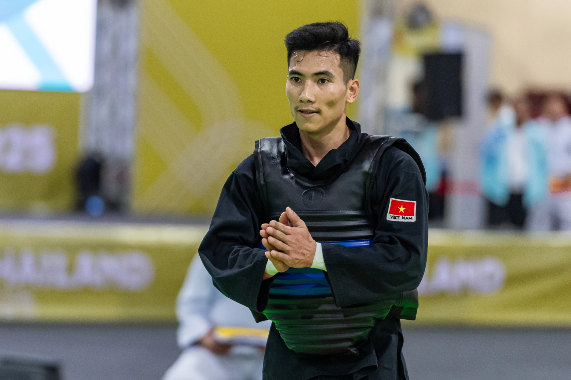SEA Games 33 ngày 16/12: Việt Nam bùng nổ 49 HCV; Điền kinh thắng lớn