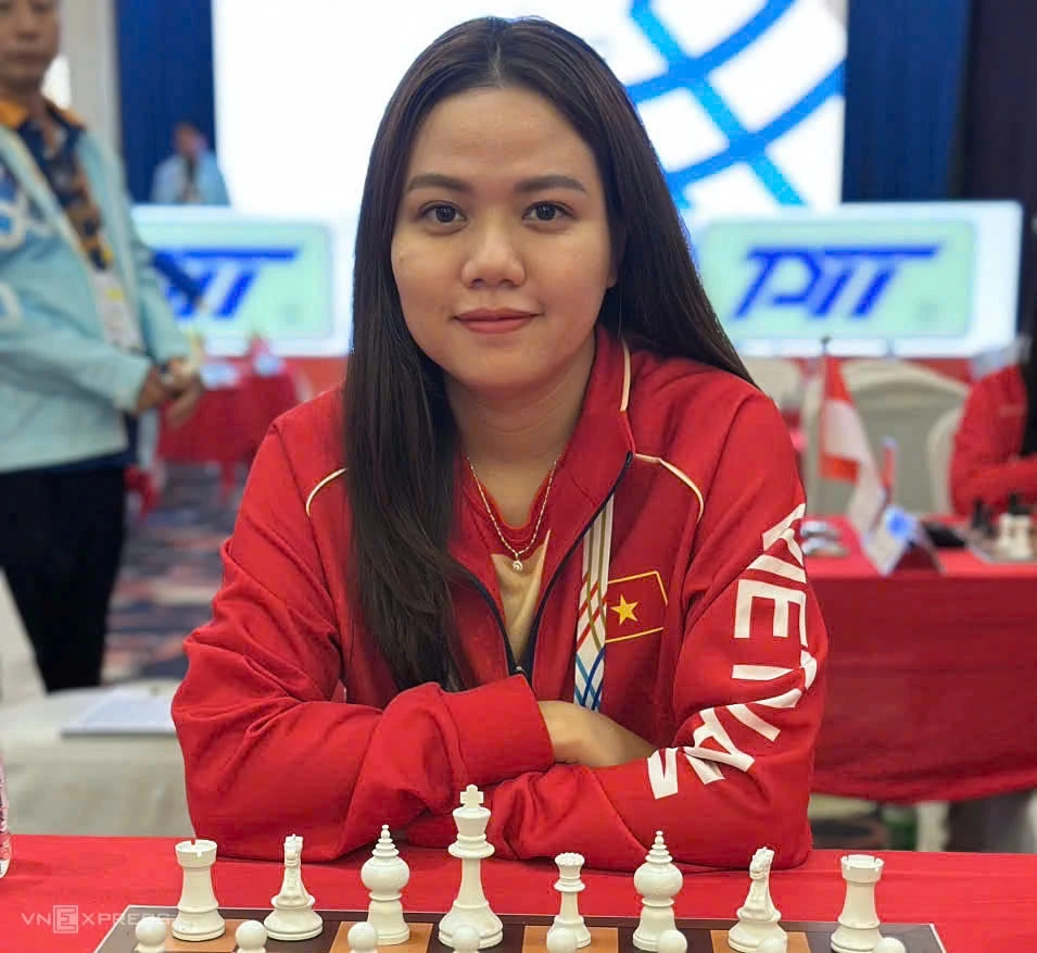 SEA Games 33 ngày 16/12: Việt Nam bùng nổ 49 HCV; Điền kinh thắng lớn