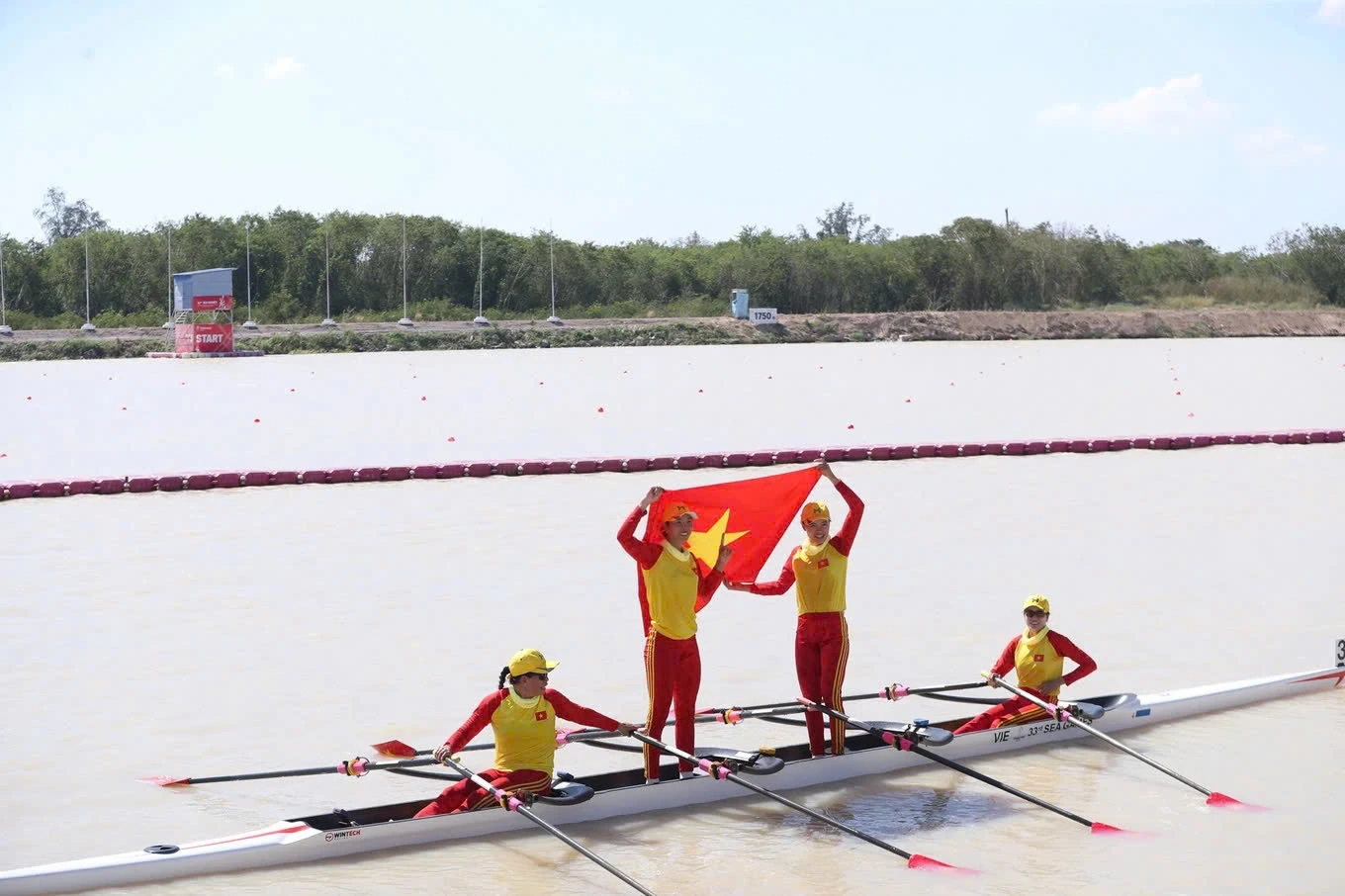 SEA Games 33 ngày 17/12: Ngày thi đấu bùng nổ, đoàn Việt Nam cán mốc 64 HCV