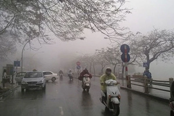 Không khí lạnh duy trì, Thanh Hóa rét kèm mưa phùn và sương mù