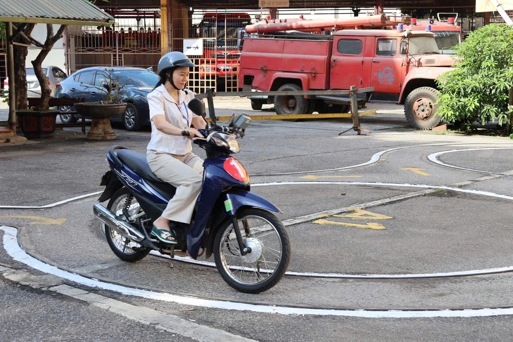 Bộ Công an bỏ một bài thi hình trong sát hạch bằng lái xe máy