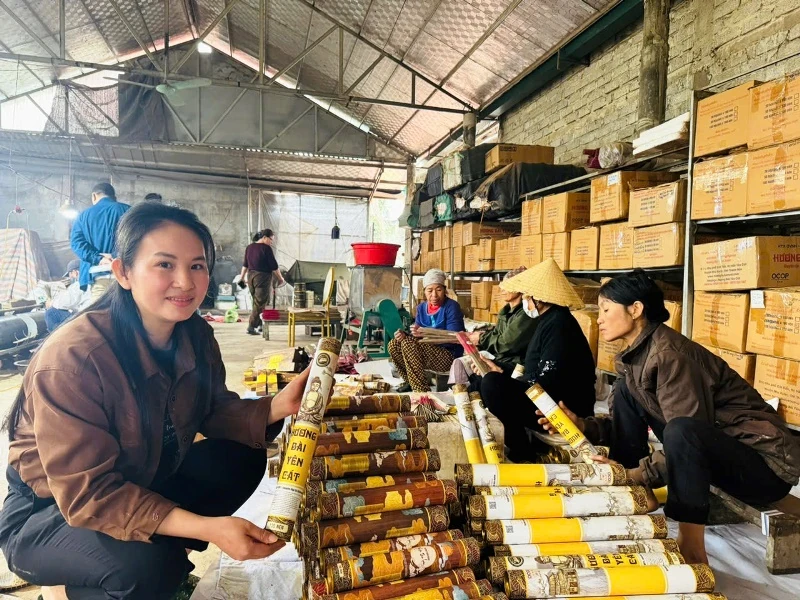 Hương bài Yên Cát nhộn nhịp mùa Tết