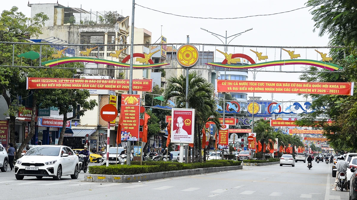 Thanh Hóa rực rỡ cờ hoa hướng về ngày hội lớn