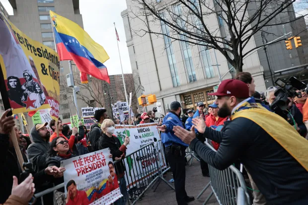 Tổng thống Venezuela Maduro tiếp tục ra tòa tại New York, yêu cầu bác bỏ vụ án bị từ chối