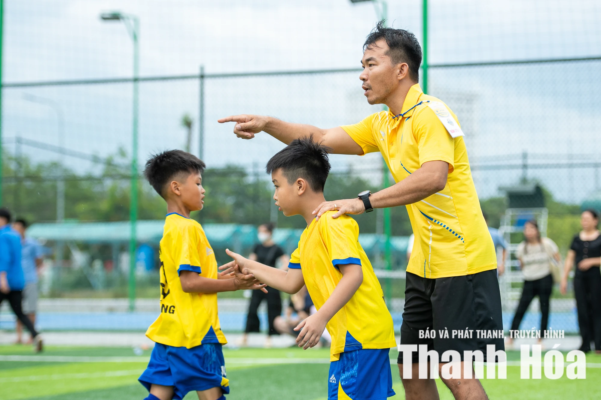 Mãn nhãn những cơn mưa bàn thắng trong ngày khai màn lứa tuổi U10