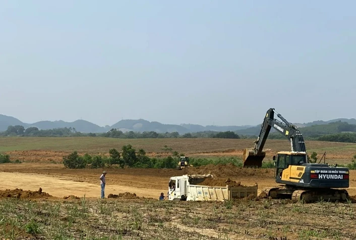 Triển khai kết luận của đồng chí Bí thư Tỉnh ủy về một số dự án tại 2 xã Lam Sơn và Sao Vàng