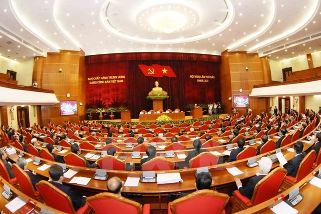 9 tháng, thi hành kỷ luật 8 tổ chức đảng và 472 đảng viên