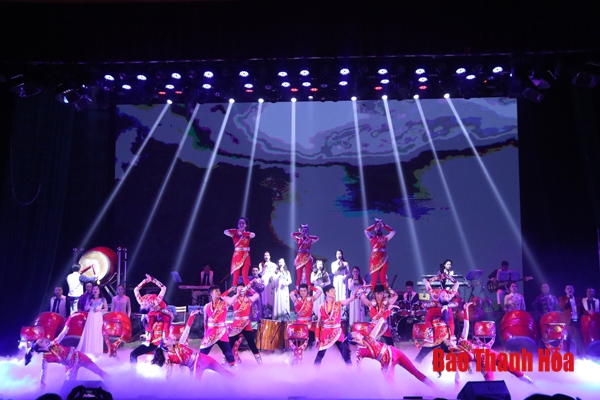 Sân khấu biểu diễn Thanh Hóa - một năm sôi động
