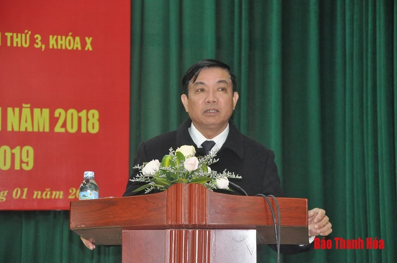 Đẩy mạnh các hoạt động dịch vụ, tư vấn, dạy nghề, hỗ trợ cho nông dân