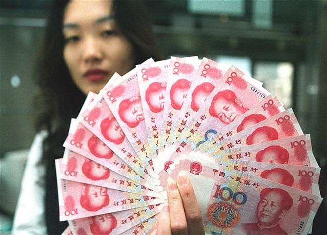 Thặng dư thương mại của Trung Quốc giảm, thặng dư với Mỹ tăng