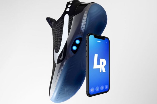 Nike ra mắt giày thể thao thông minh tự động buộc dây đầu tiên