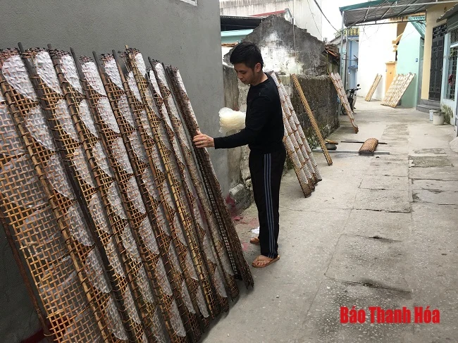Hương vị Tết nơi làng nghề bánh đa nem Cầu Bố
