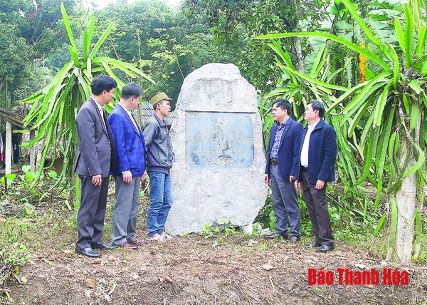 Kỷ niệm 70 năm thành lập Đảng bộ huyện Lang Chánh : Xây dựng huyện Lang Chánh phát triển toàn diện, vững mạnh