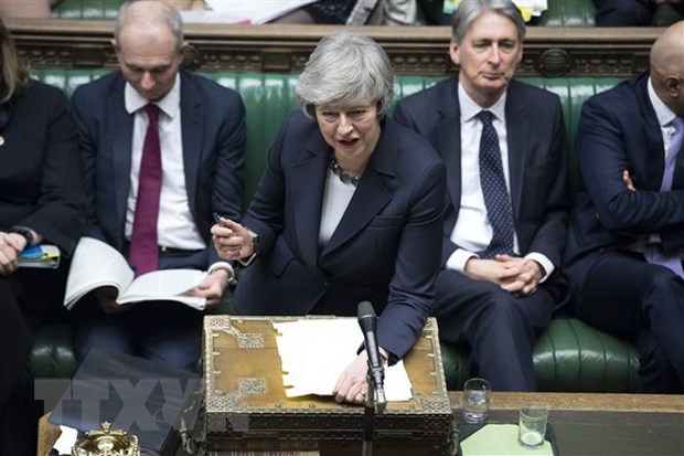 Thủ tướng Anh Theresa May tuyên bố lùi thời gian bỏ phiếu tại hạ viện