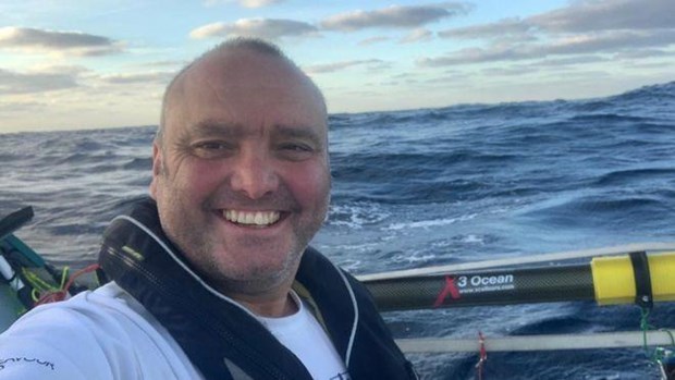 Một người tàn tật lập kỷ lục mới về chèo thuyền vượt Đại Tây Dương