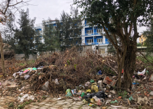 Cần sớm giải quyết triệt để tình trạng ô nhiễm môi trường do rác thải tại Khu du lịch biển Hải Tiến