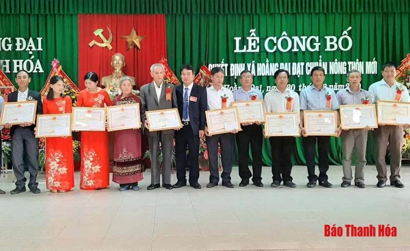 Xã Hoằng Đại (TP Thanh Hóa) đón bằng công nhận xã đạt chuẩn nông thôn mới