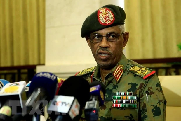Bộ trưởng Quốc phòng đứng đầu Hội đồng quân sự chuyển tiếp ở Sudan