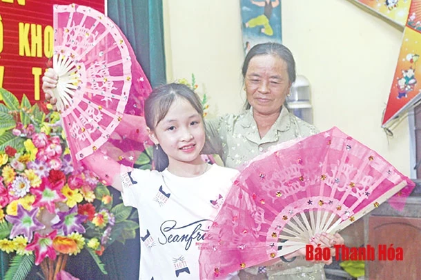 Nỗi lo nghệ thuật chèo truyền thống bị mai một