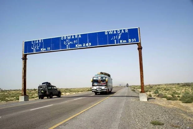 Tấn công xe buýt tại Tây Nam Pakistan, 14 người thiệt mạng
