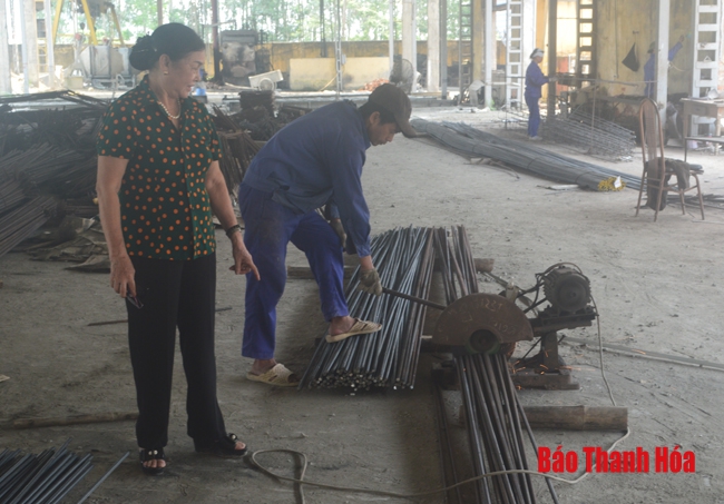 Bản lĩnh của “nữ thuyền trưởng” luôn “vững tay chèo”