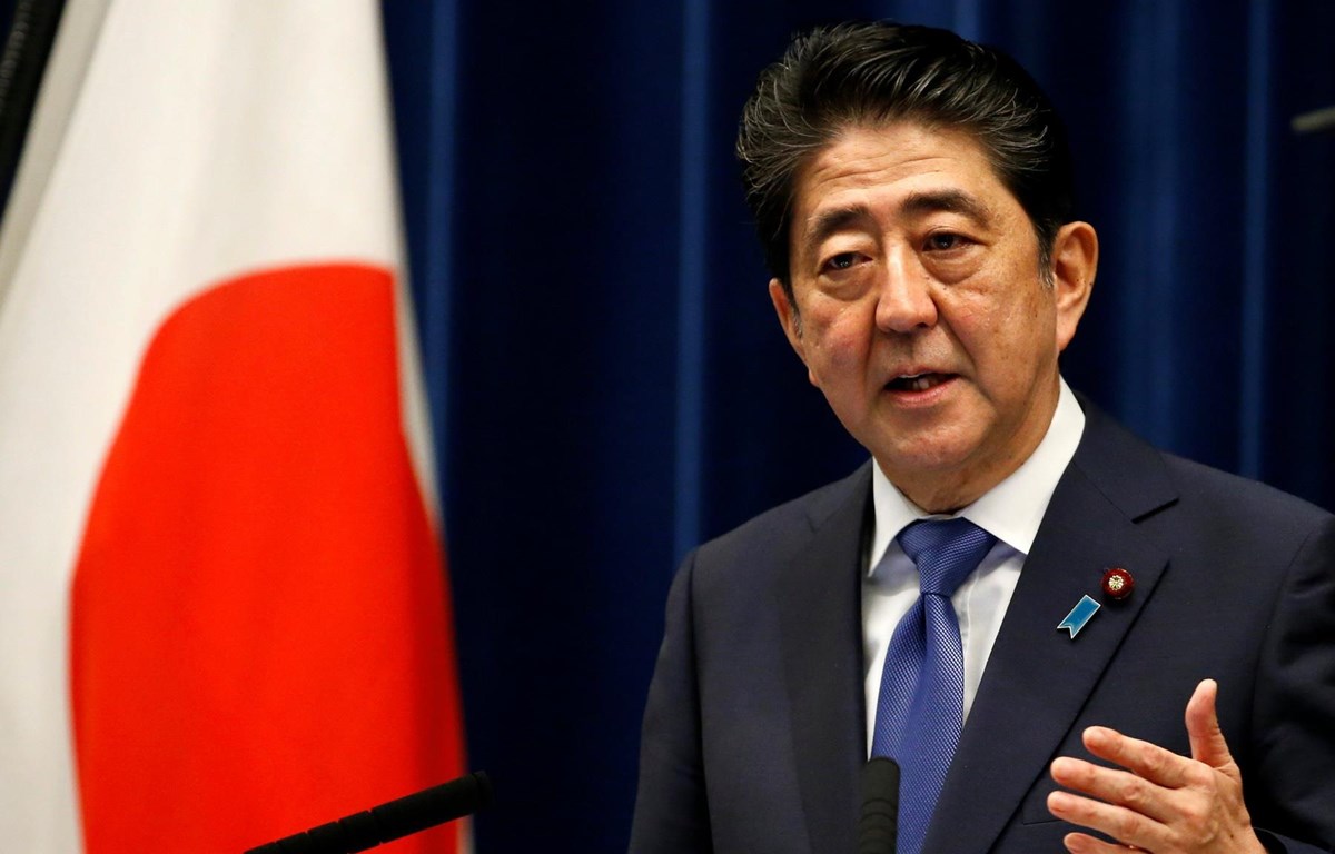 Thủ tướng Abe vẫn muốn đối thoại với Triều Tiên sau vụ thử tên lửa