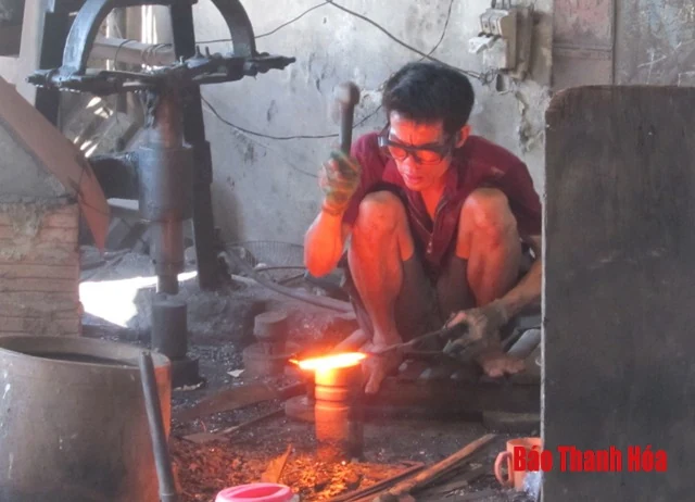 Mưu sinh bên… “chảo lửa”