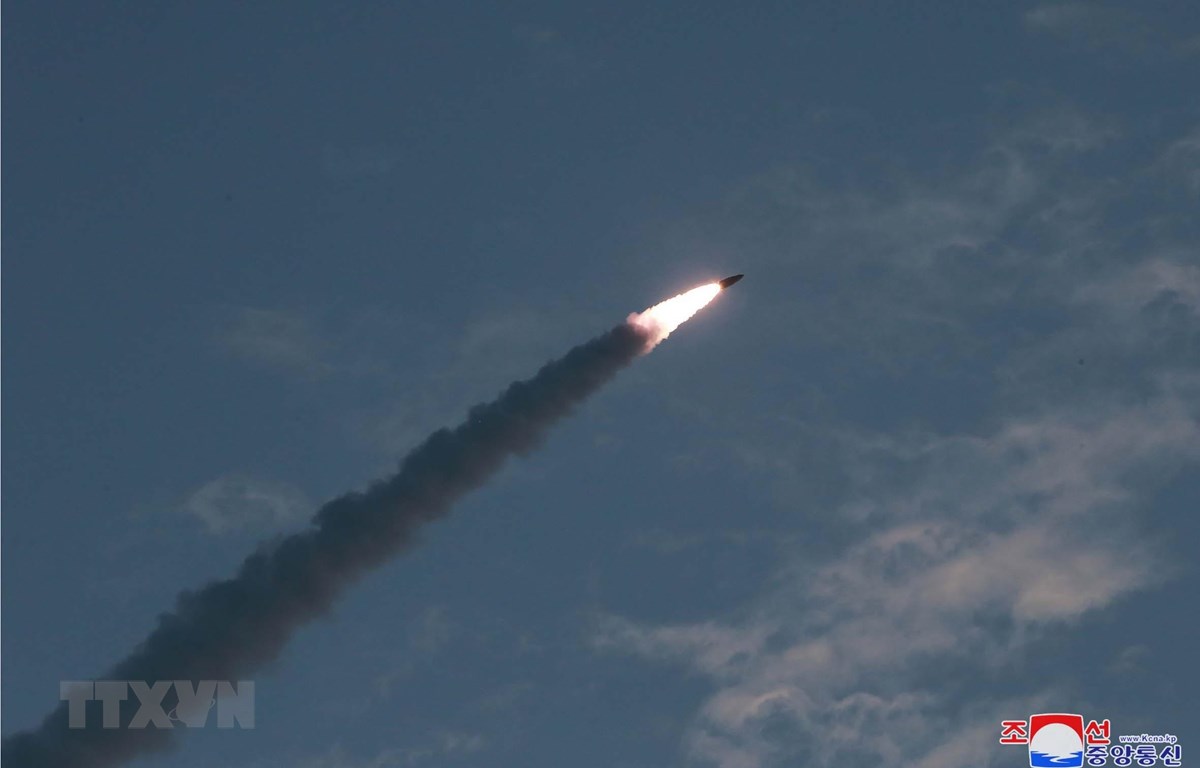 Hàn Quốc xác nhận Triều Tiên đã phóng tên lửa đạn đạo tầm bay 250km