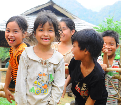 Tăng cường hỗ trợ trẻ em các xã đặc biệt khó khăn vùng dân tộc thiểu số và miền núi